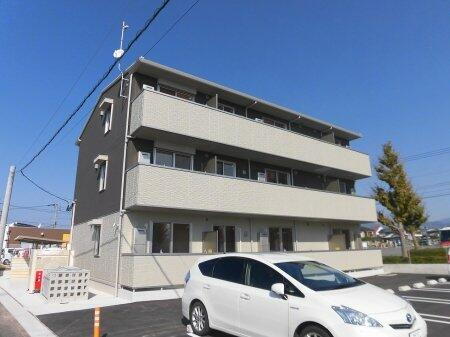 長崎県大村市今津町 3階建