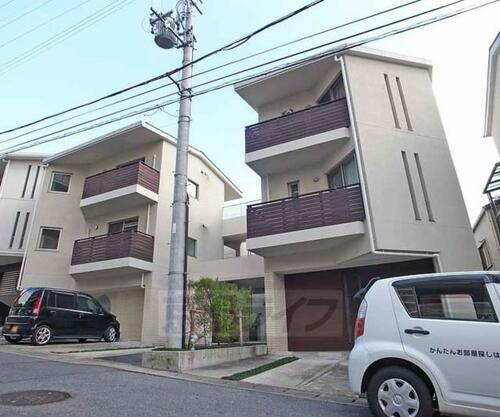 ＰＡＲＫ　ＨＩＬＬＳ　ＯＹＡＫＥ　ＶＩＬＬＡ　３ 3階建