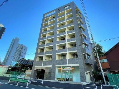 カームコート白金高輪 9階建