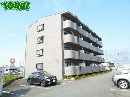 ルミエール三雲 4階建