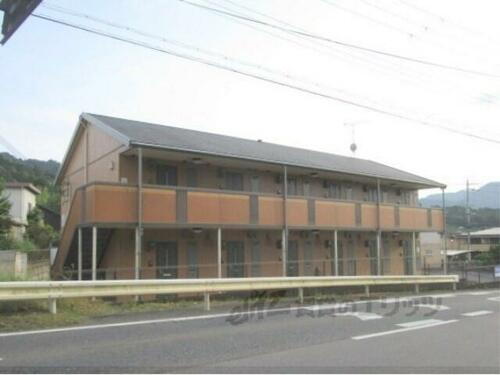 滋賀県湖南市三雲 2階建