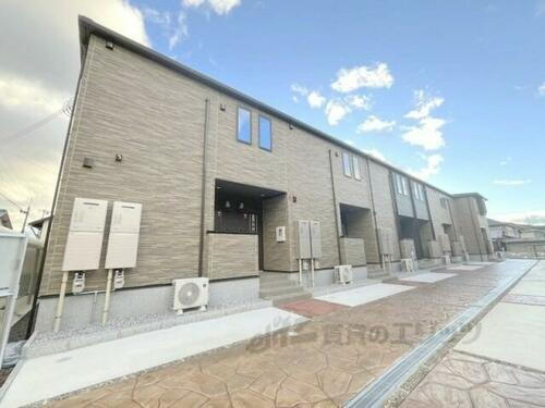 京都府木津川市加茂町里中門伝 築1年5ヶ月 2階建