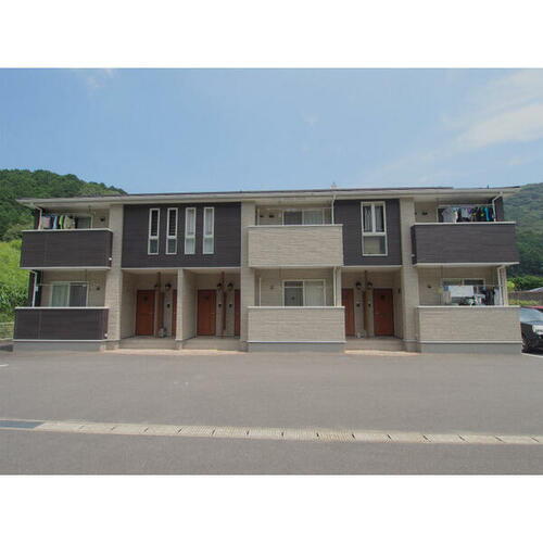 佐賀県武雄市武雄町大字富岡 賃貸アパート