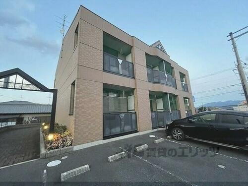 奈良県御所市大広町 築17年12ヶ月 2階建