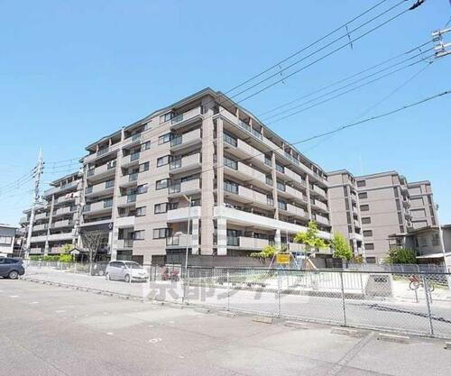 京都府京都市伏見区桃山町大島 7階建 築24年10ヶ月