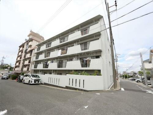 愛知県名古屋市名東区社が丘３丁目 4階建