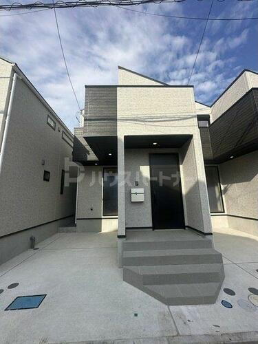 千葉県流山市美田 築1年3ヶ月 2階建