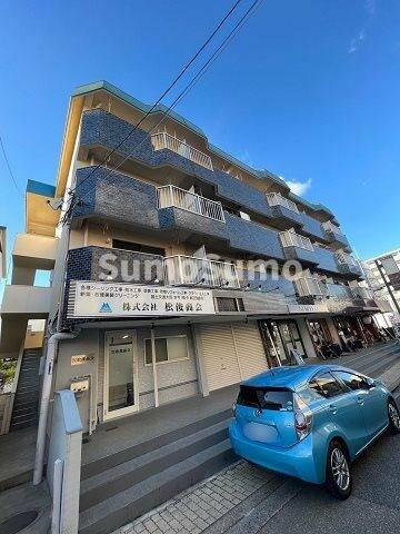 兵庫県尼崎市南塚口町６丁目 4階建
