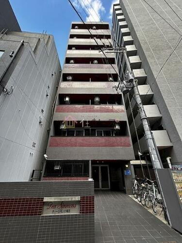 ディー・シモンズ梅田