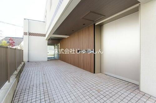 神奈川県横浜市神奈川区松ケ丘 賃貸マンション