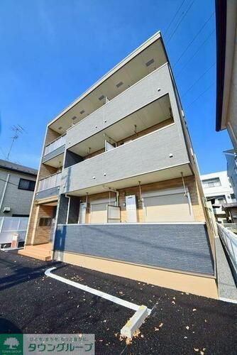 千葉県千葉市若葉区都賀２丁目 3階建