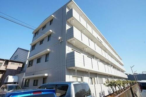 千葉県市川市田尻３丁目 4階建