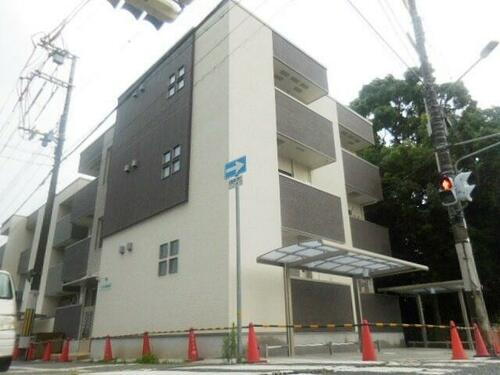 兵庫県尼崎市浜田町１丁目 築6年5ヶ月 3階建