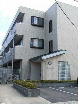 千葉県船橋市東船橋３丁目 3階建 築20年10ヶ月
