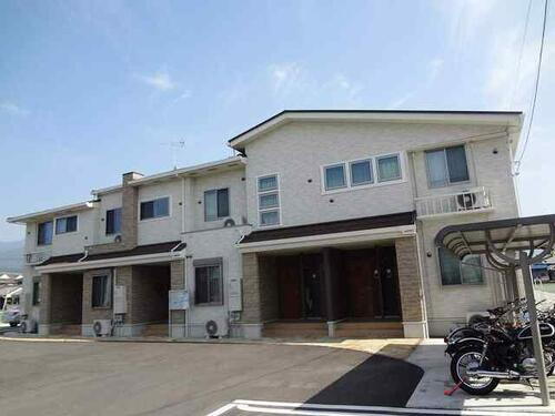 愛媛県西条市朔日市 賃貸アパート