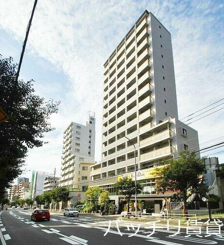 福岡県福岡市中央区六本松３丁目 賃貸マンション