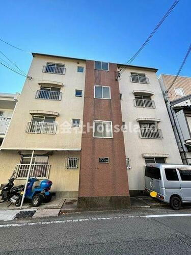 マンション・アイリス 4階建