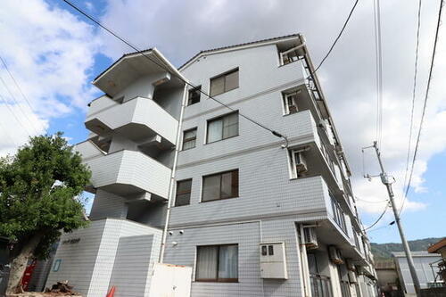 広島県安芸郡海田町蟹原１丁目 賃貸マンション