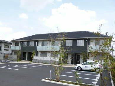 熊本県熊本市東区尾ノ上１丁目 2階建 築13年6ヶ月