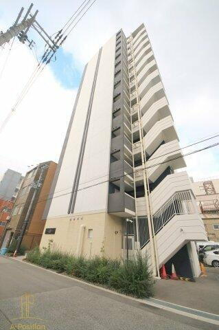 ラヴィータ難波元町 14階建