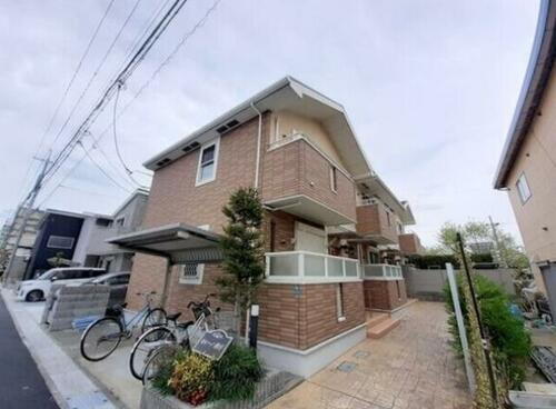 兵庫県伊丹市西台５丁目 築13年10ヶ月 2階建