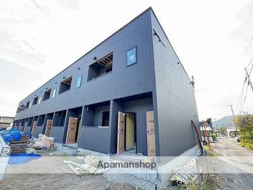 鹿児島県霧島市隼人町姫城  2階建