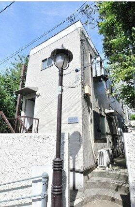 フェアリーランド 2階建