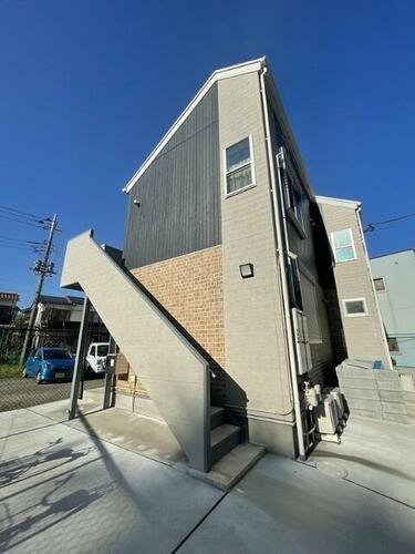 東京都八王子市石川町 2階建 築3年11ヶ月