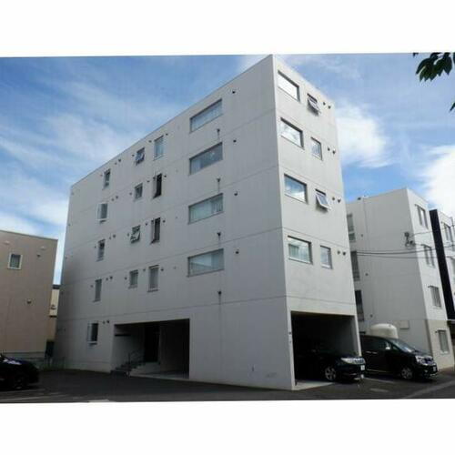 ＳＴＡＲ　ＥＳＴＡＴＥ