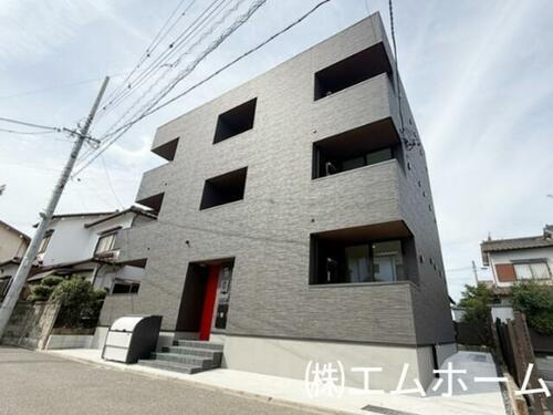 愛知県名古屋市南区滝春町 3階建 