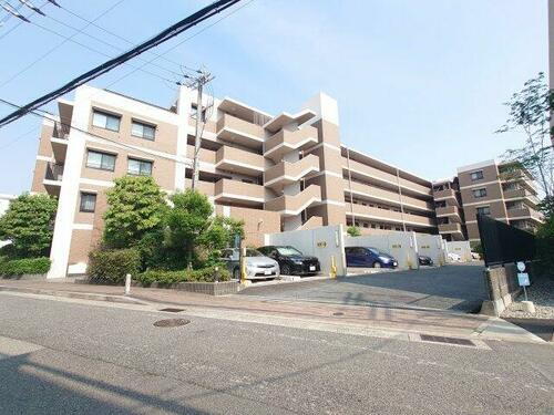 ステイツ西宮門戸学院通り 5階建