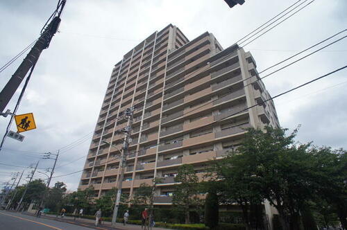 オーベルグランディオ萩中