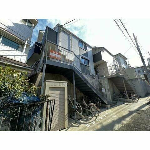 神奈川県横浜市西区西戸部町２丁目 2階建 築6年4ヶ月
