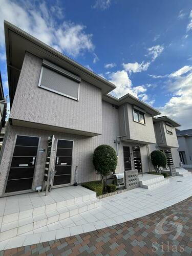 大阪府四條畷市中野本町 築5年5ヶ月 2階建