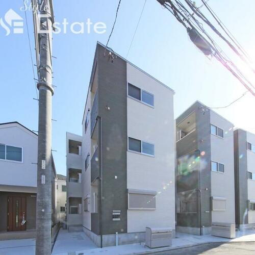 愛知県名古屋市中川区荒子町字大門東 築2年6ヶ月 3階建