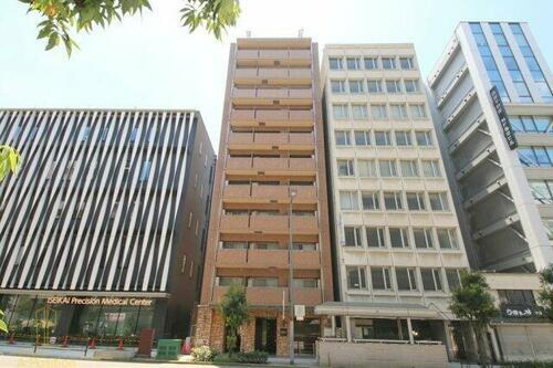 大阪府大阪市北区南扇町 11階建