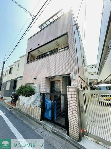 マックス・Ｙ・ヴィラ 3階建