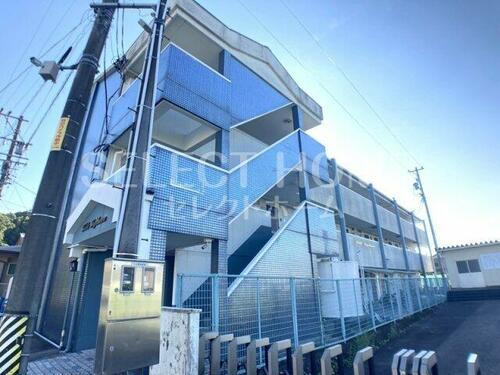愛知県岡崎市藤川町字一里山北 3階建 築35年1ヶ月