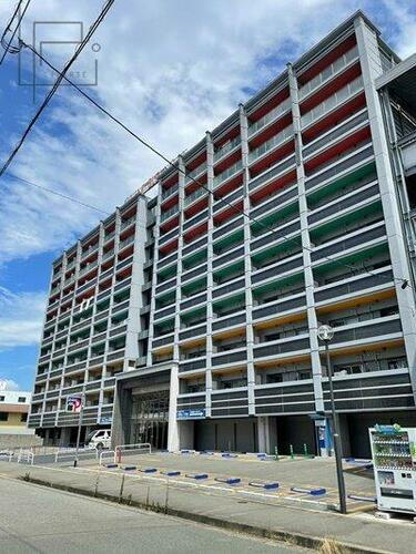 福岡県福岡市東区箱崎ふ頭３丁目 10階建