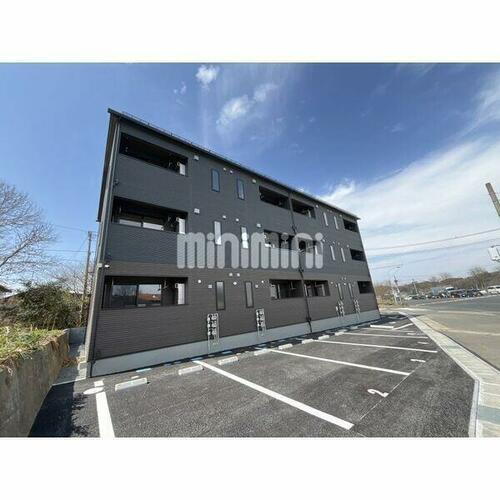 Ｃａｌｏｒｅ 3階建
