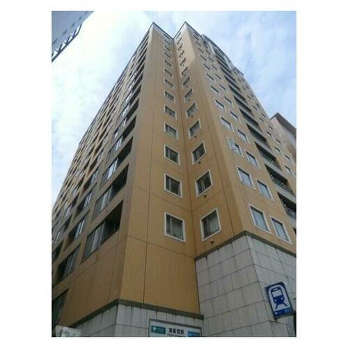 東新宿レジデンシャルタワー