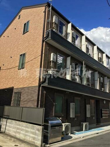 東京都足立区千住中居町 築6年2ヶ月 3階建