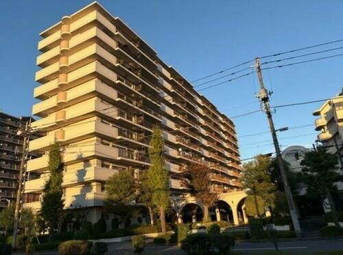 東京都福生市武蔵野台１丁目 賃貸マンション