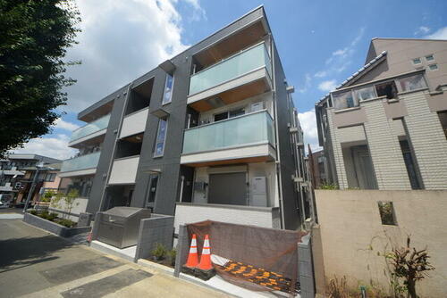 東京都八王子市堀之内３丁目 3階建 