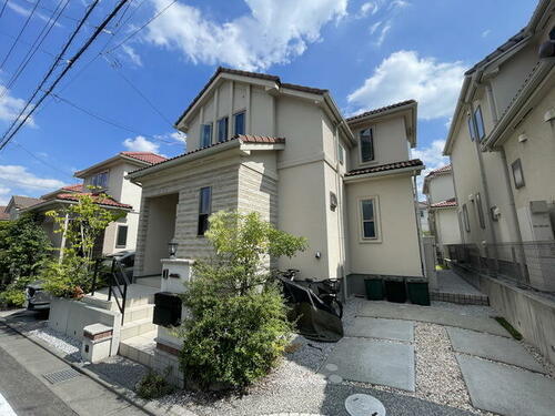 東京都稲城市平尾４丁目 築8年1ヶ月 2階建