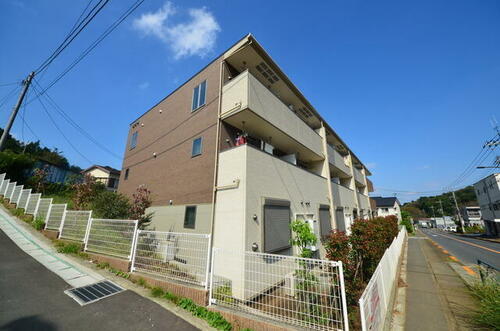 東京都町田市小野路町 3階建 築12年9ヶ月