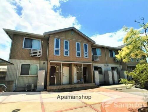 愛媛県松山市衣山４丁目 賃貸アパート