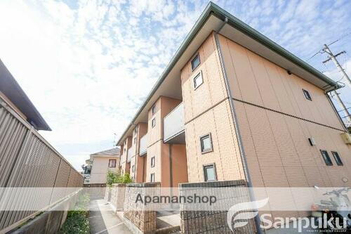 愛媛県東温市野田２丁目 テラスハウス