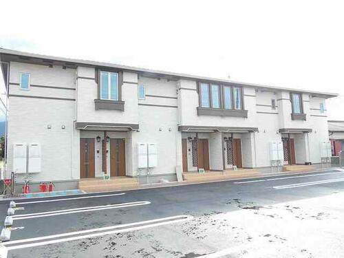 愛媛県新居浜市政枝町２丁目 賃貸アパート