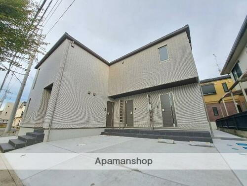 埼玉県蓮田市緑町１丁目 テラスハウス